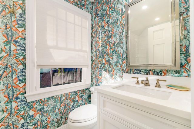 357 Seabreeze Avenue, Palm Beach, FL 33480