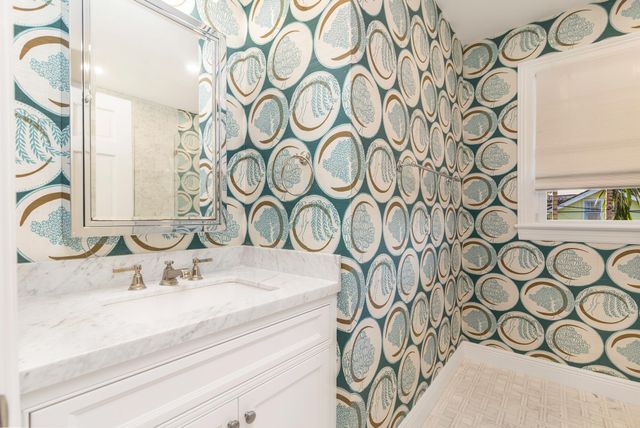 357 Seabreeze Avenue, Palm Beach, FL 33480