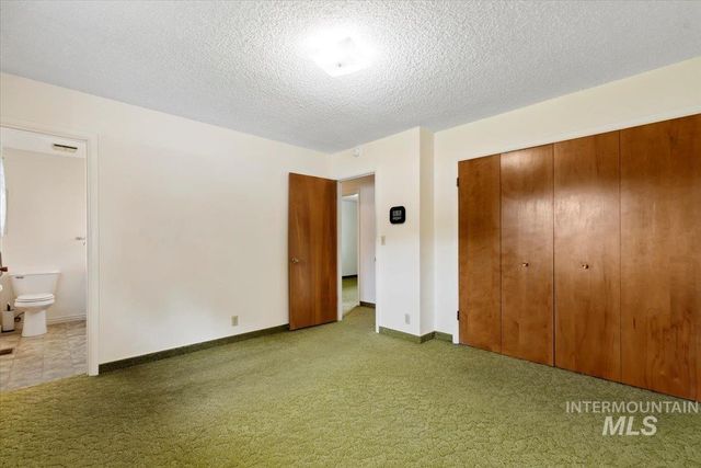915 Winther Blvd, Nampa, ID 83651