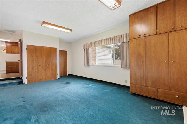 915 Winther Blvd, Nampa, ID 83651