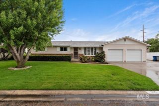 915 Winther Blvd, Nampa, ID 83651