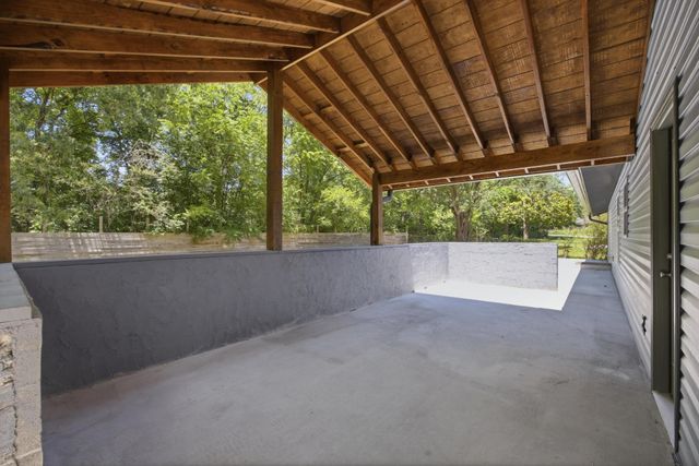 7713 Canyon Drive, Chattanooga, TN 37416