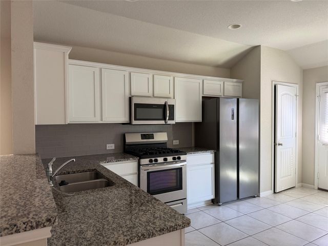 10305 Hatton LN, Austin, TX 78754