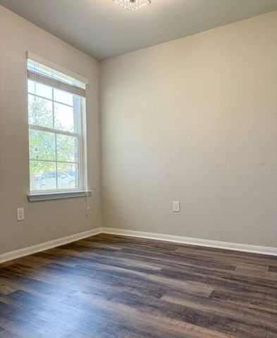 10305 Hatton LN, Austin, TX 78754