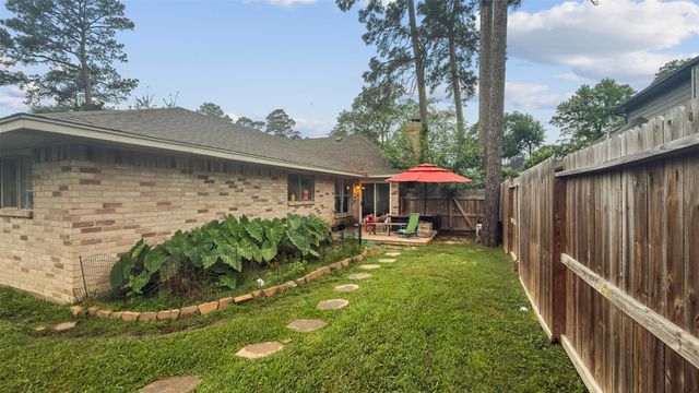 2306 Rolling Glen Drive, Spring, TX 77373