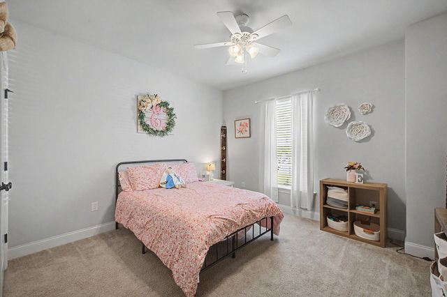 149 Red Maple Dr, Gray, LA 70359