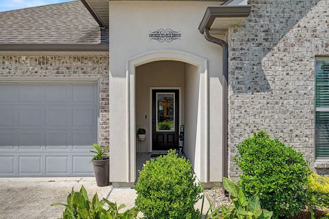 149 Red Maple Dr, Gray, LA 70359