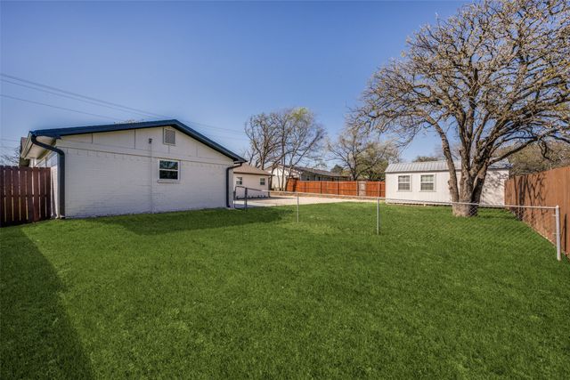 715 Stonecrest Road, Argyle, TX 76226
