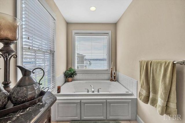 95 Marvin Gardens Drive, Moneta, VA 24121