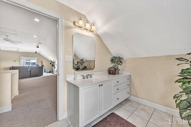 95 Marvin Gardens Drive, Moneta, VA 24121