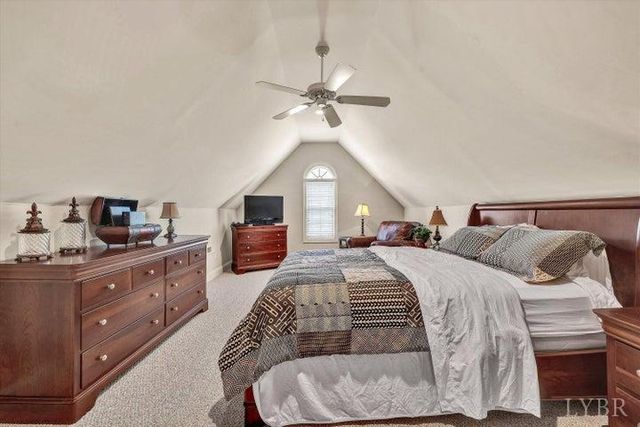95 Marvin Gardens Drive, Moneta, VA 24121