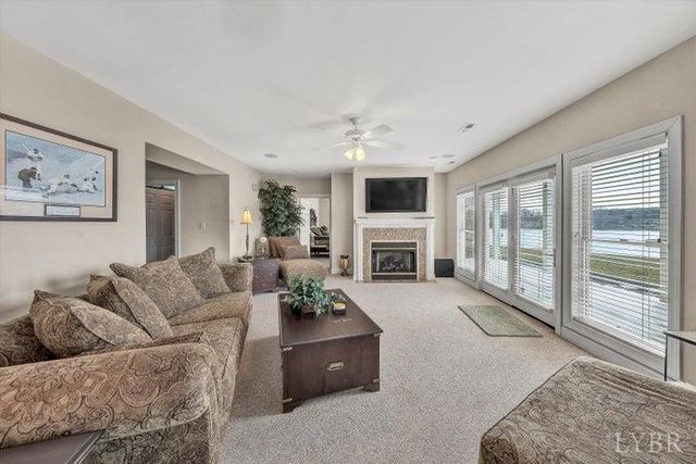 95 Marvin Gardens Drive, Moneta, VA 24121