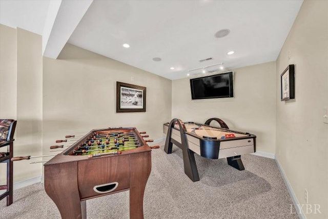 95 Marvin Gardens Drive, Moneta, VA 24121