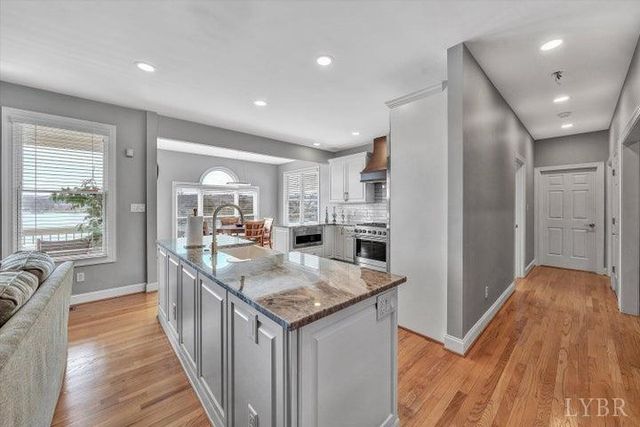 95 Marvin Gardens Drive, Moneta, VA 24121