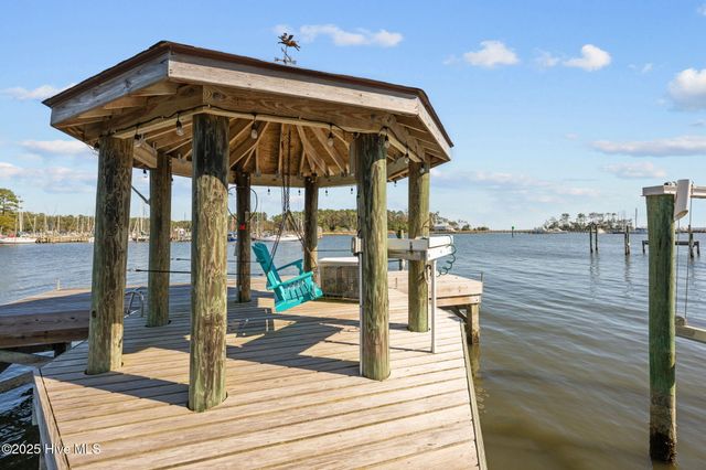 1202 Neuse Drive, Oriental, NC 28571