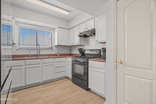 14168 TIERRA DELFIN Drive, El Paso, TX 79938