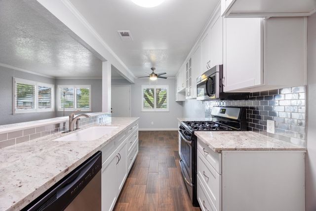 244 Breuner Dr #2, Roseville, CA 95678