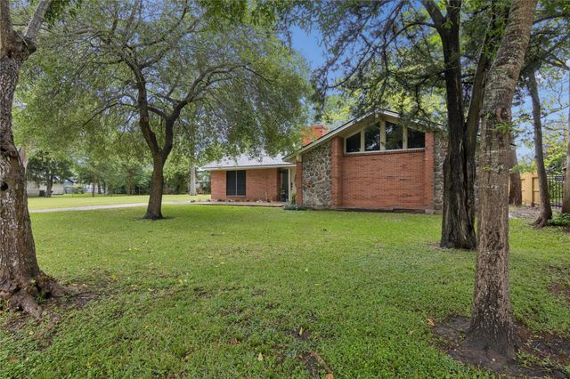 1206 Fay Road, Kemah, TX 77565