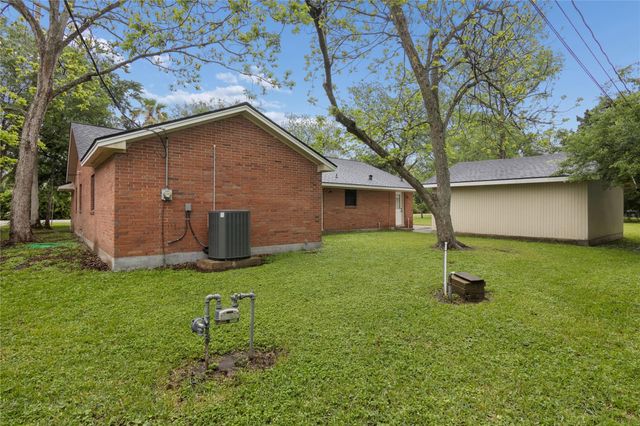 1206 Fay Road, Kemah, TX 77565