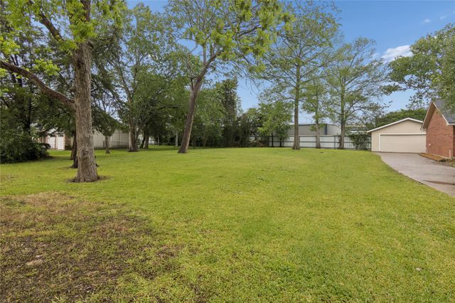 1206 Fay Road, Kemah, TX 77565