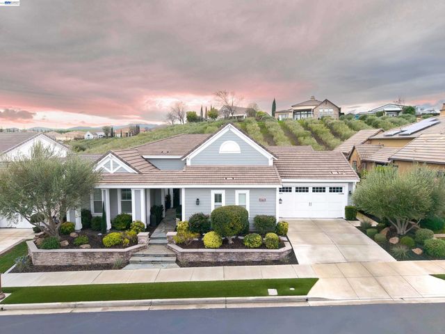 1772 Latour Ave, Brentwood, CA 94513