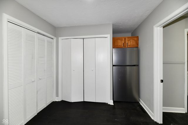 129 E McKenzie Road, Greenfield, IN 46140