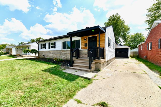 129 E McKenzie Road, Greenfield, IN 46140