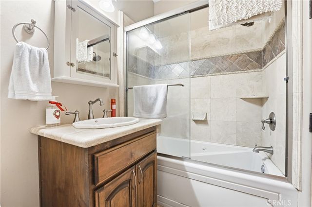 22214 Bear Creek S, Murrieta, CA 92562