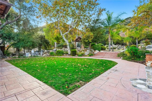 22214 Bear Creek S, Murrieta, CA 92562