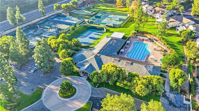 22214 Bear Creek S, Murrieta, CA 92562