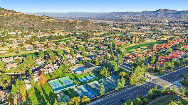 22214 Bear Creek S, Murrieta, CA 92562