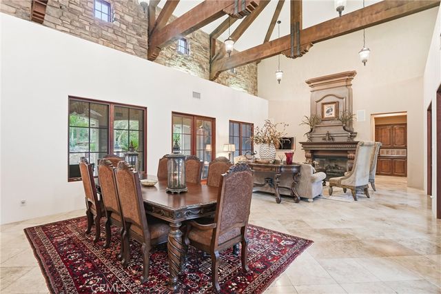 22214 Bear Creek S, Murrieta, CA 92562