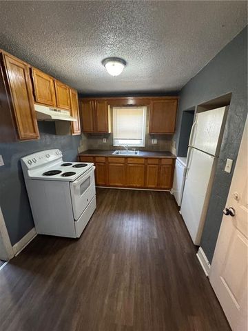 912 E Stone Street, Independence, MO 64050