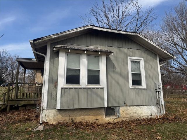 912 E Stone Street, Independence, MO 64050