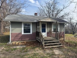 912 E Stone Street, Independence, MO 64050