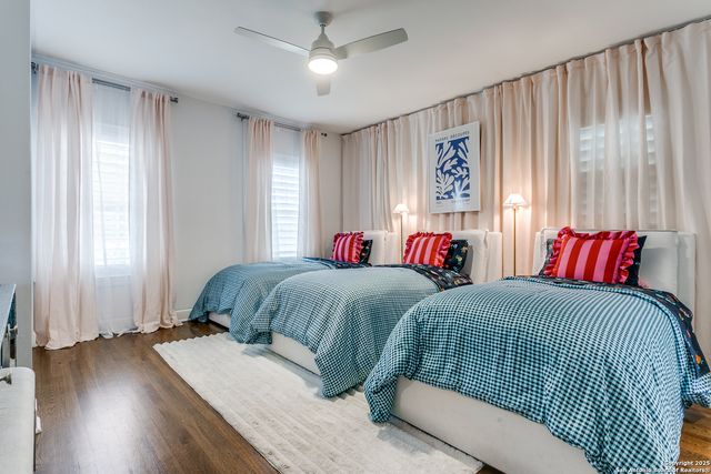 251 Primera, Olmos Park, TX 78212
