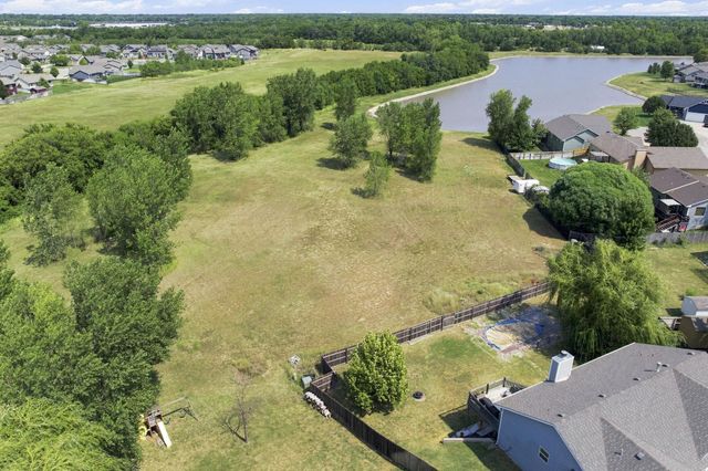 2261 S Upland Hills St, Wichita, KS 67235