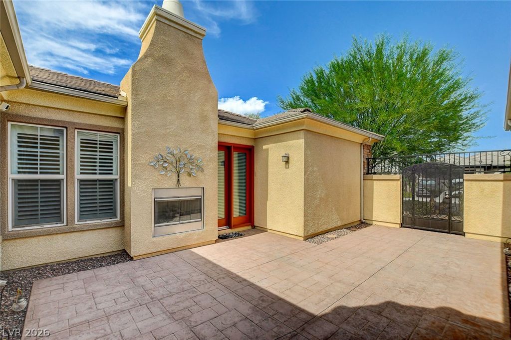 8435 Mayport Drive, Las Vegas, NV 89131 — photo 4