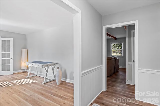 6732 Rollingwood Drive, Clemmons, NC 27012