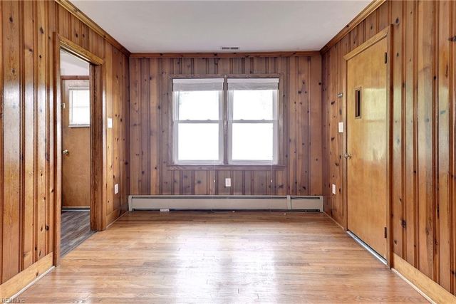 109 Old Railway RD, Yorktown, VA 23692