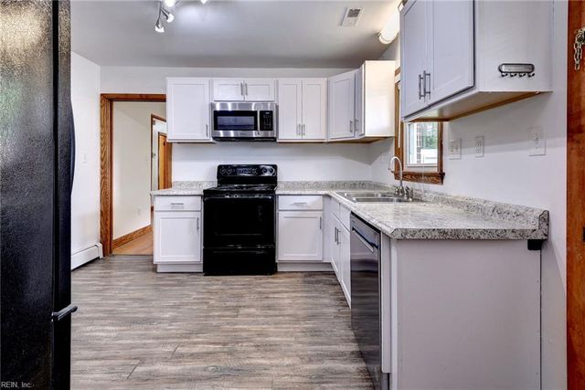 109 Old Railway RD, Yorktown, VA 23692