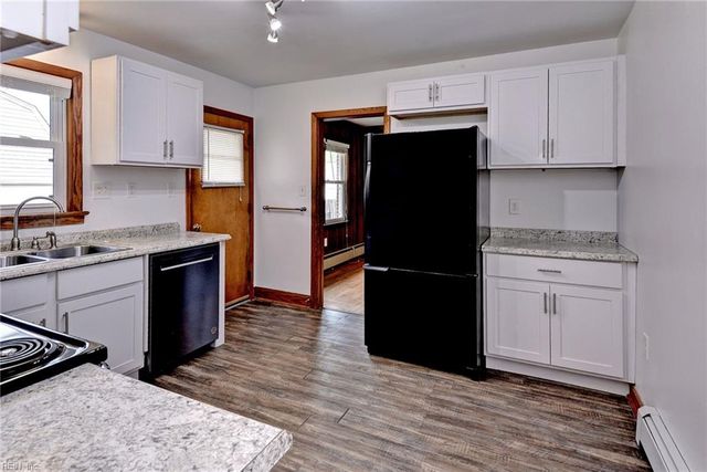 109 Old Railway RD, Yorktown, VA 23692