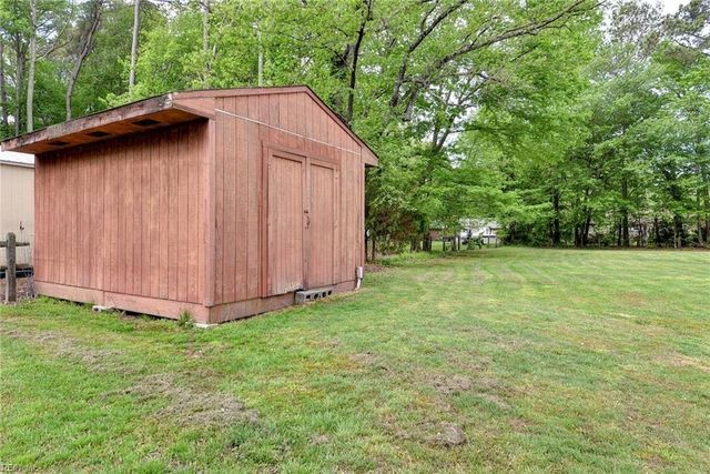 109 Old Railway RD, Yorktown, VA 23692