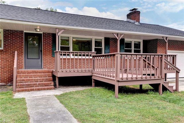 109 Old Railway RD, Yorktown, VA 23692