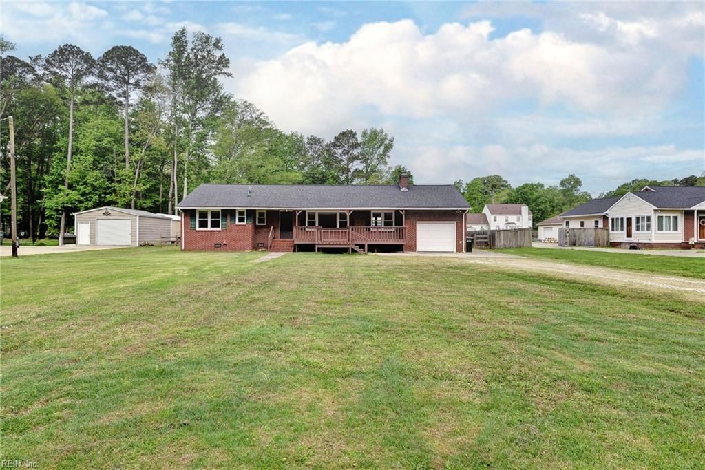109 Old Railway RD, Yorktown, VA 23692