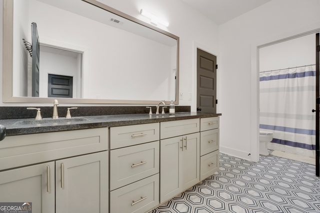 110 Whirlaway Court, Forsyth, GA 31029