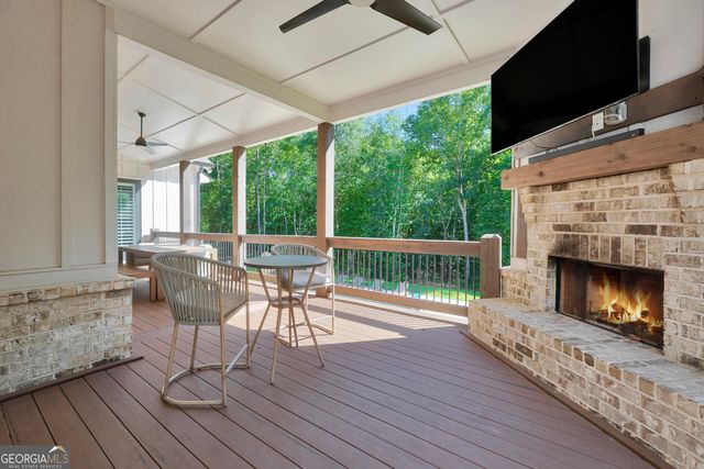 110 Whirlaway Court, Forsyth, GA 31029