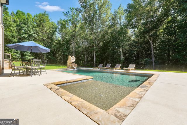 110 Whirlaway Court, Forsyth, GA 31029