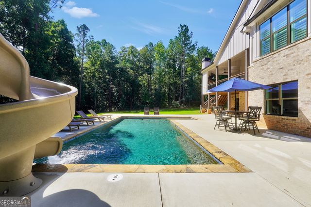 110 Whirlaway Court, Forsyth, GA 31029