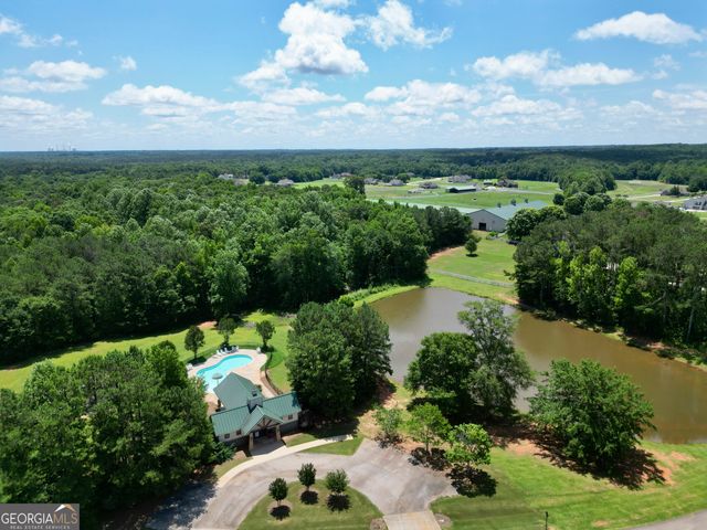 110 Whirlaway Court, Forsyth, GA 31029